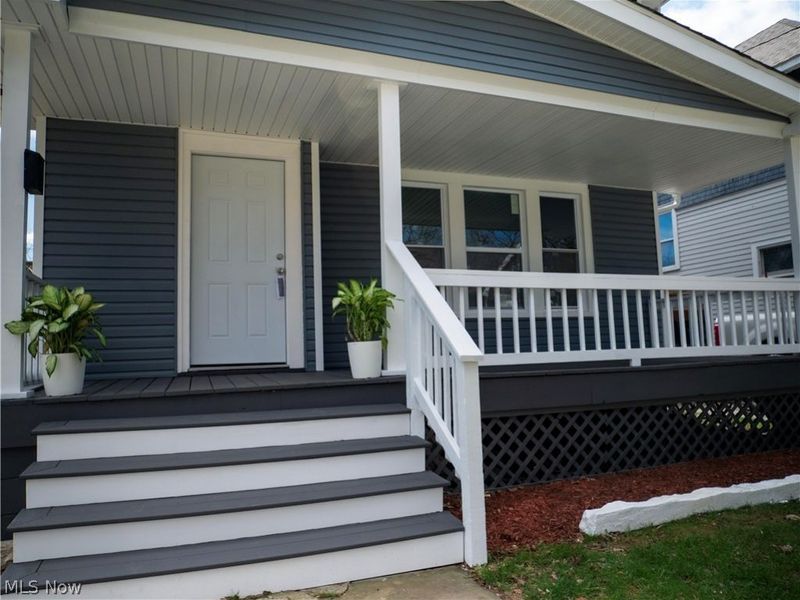 12010 Castlewood Avenue , Cleveland, OH 44108 Photo 5