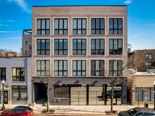 5015 N Clark Street , Unit 201, Chicago, IL 60640