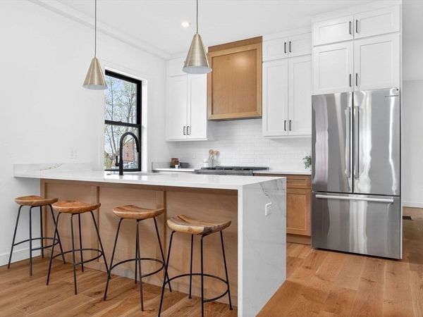 14 Hamlet, Unit A, Somerville, MA 02143