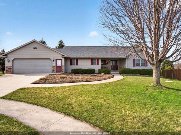 106 PARKVIEW DRIVE, Eden, WI 53019