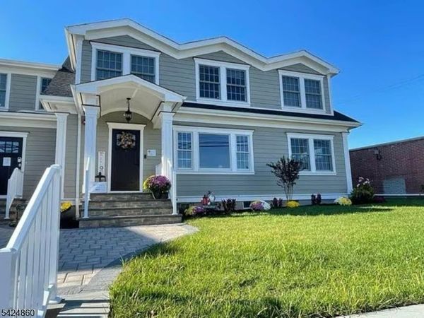 288 Broad St, Unit 2R, Bloomfield, NJ 07003