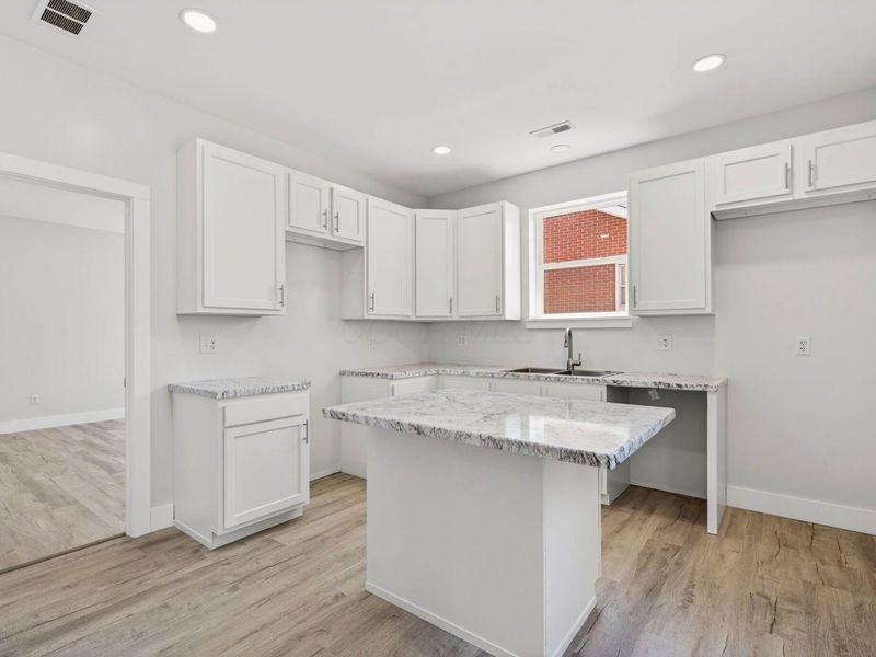 626 N Broad Street, Lancaster, OH 43130 Photo 11