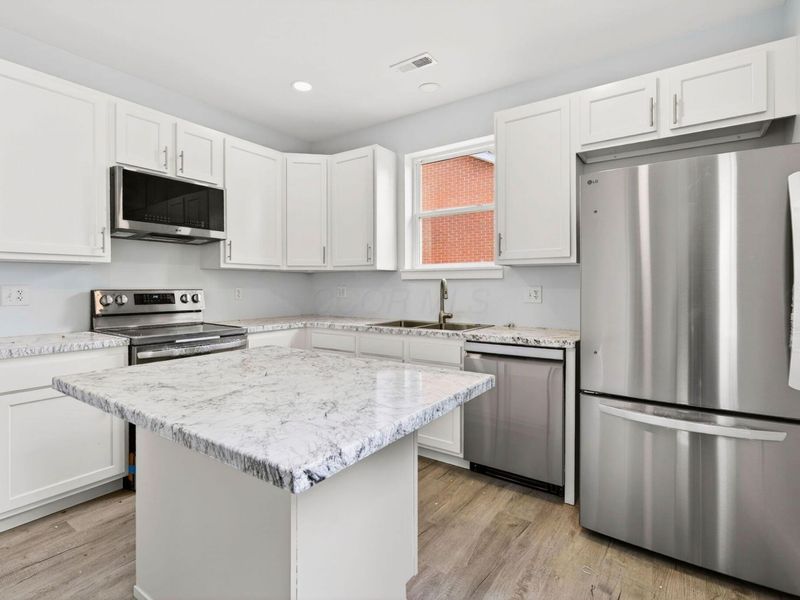 626 N Broad Street, Lancaster, OH 43130 Photo 12