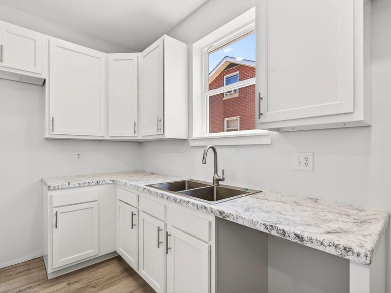 626 N Broad Street, Lancaster, OH 43130 Photo 12