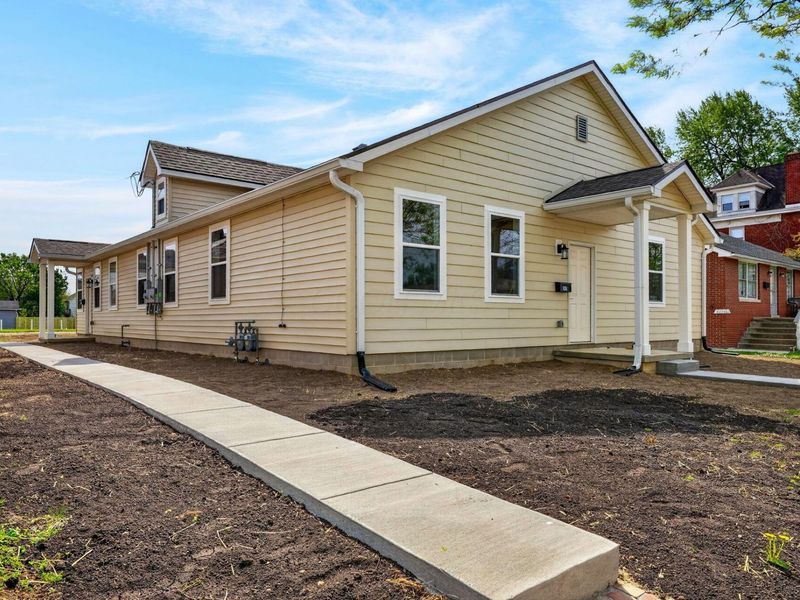 626 N Broad Street, Lancaster, OH 43130 Photo 2