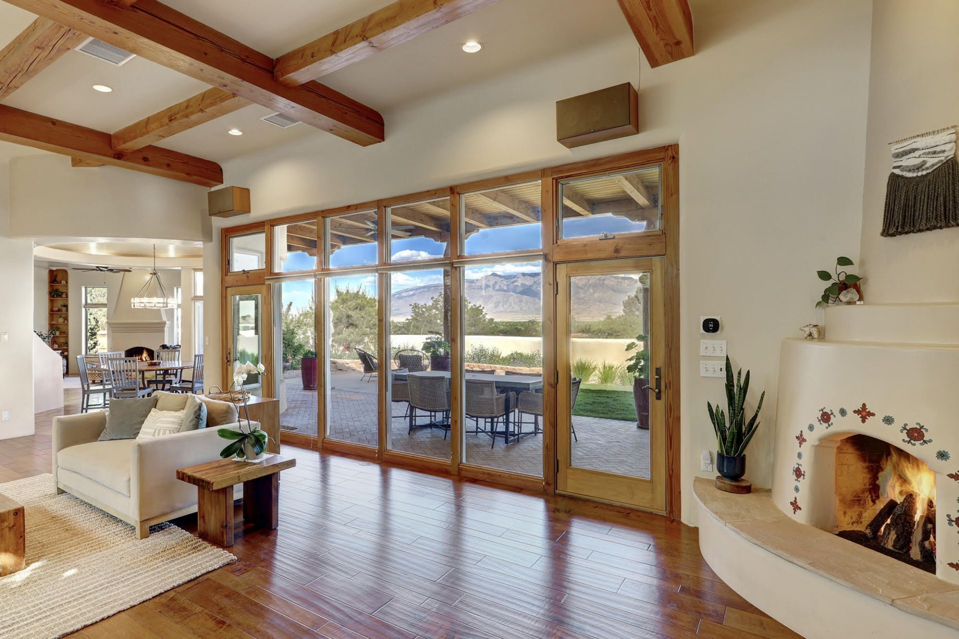 40 Hop Tree Trail, Corrales, NM 87048 Main Photo