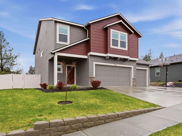 8218 S Allora Rd, Cheney, WA 99004