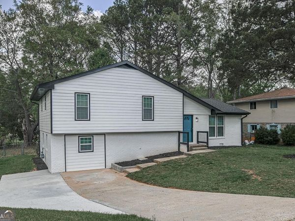 2248 Willoby Court, Morrow, GA 30260
