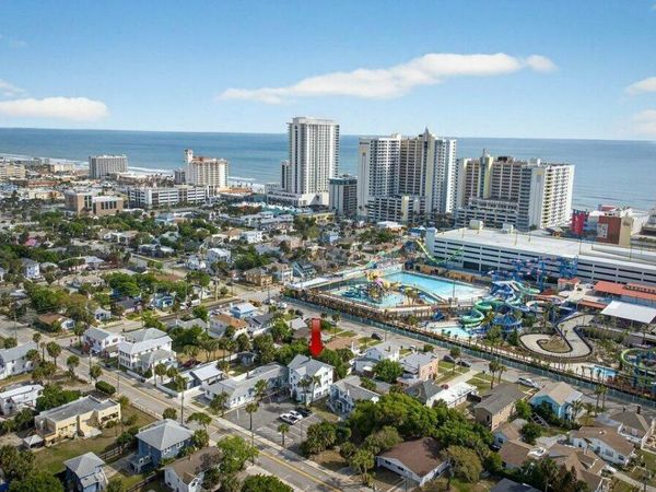 218 N Oleander Avenue, Daytona Beach, FL 32118