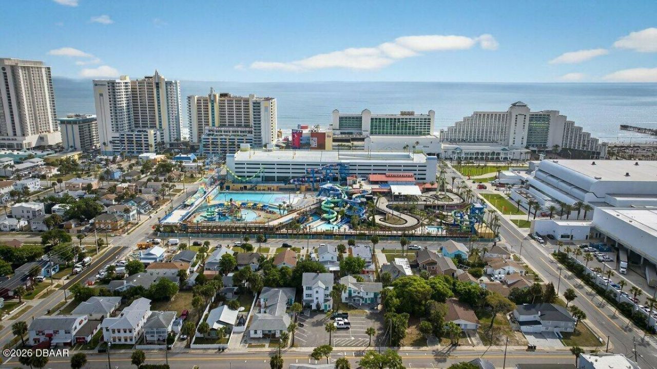 218 N Oleander Avenue, Daytona Beach, FL 32118 Photo