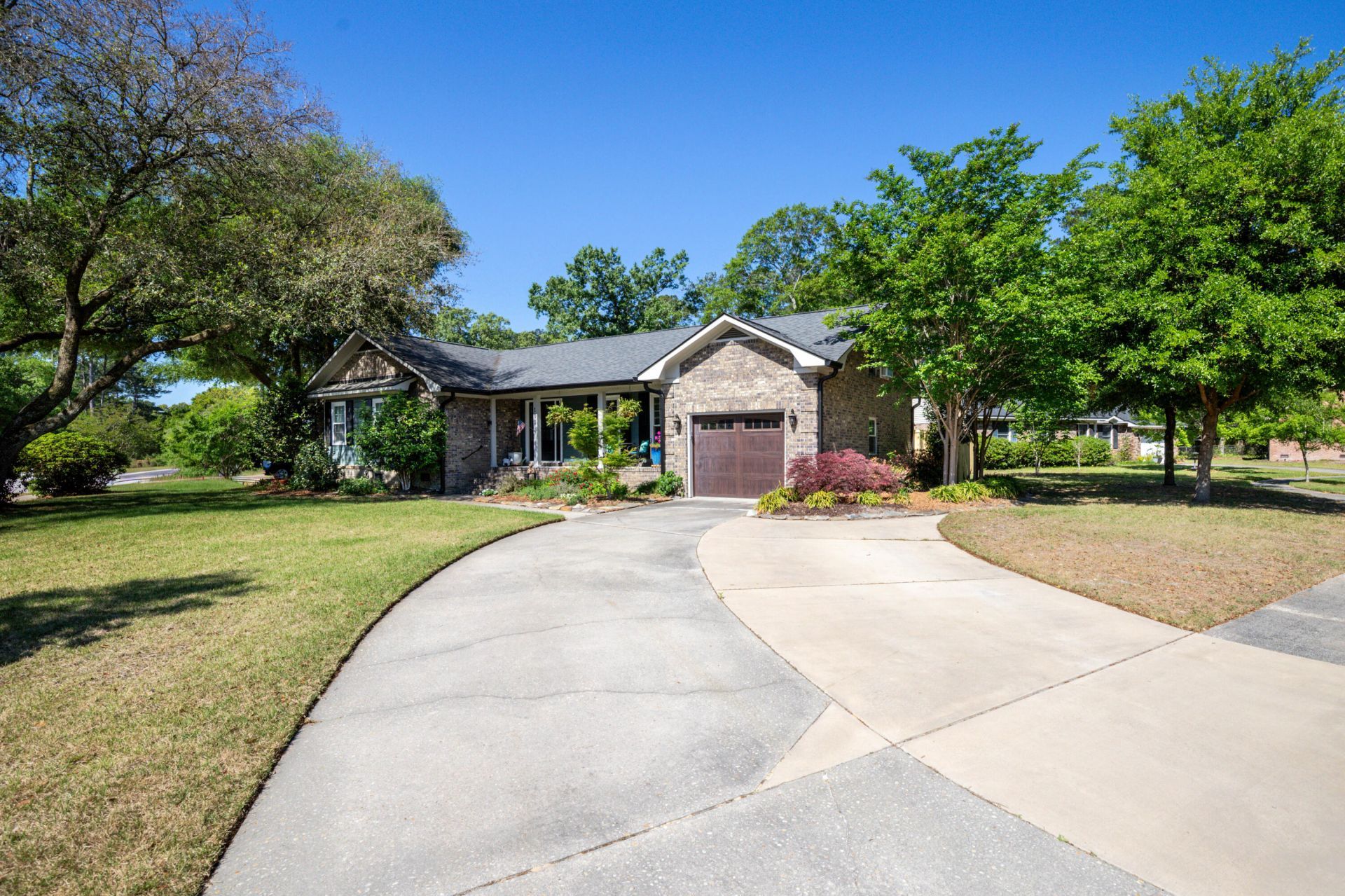 101 Chalcott Place Photo 2