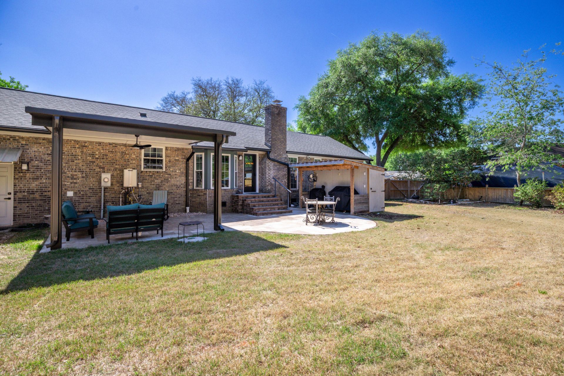 101 Chalcott Place Photo 23