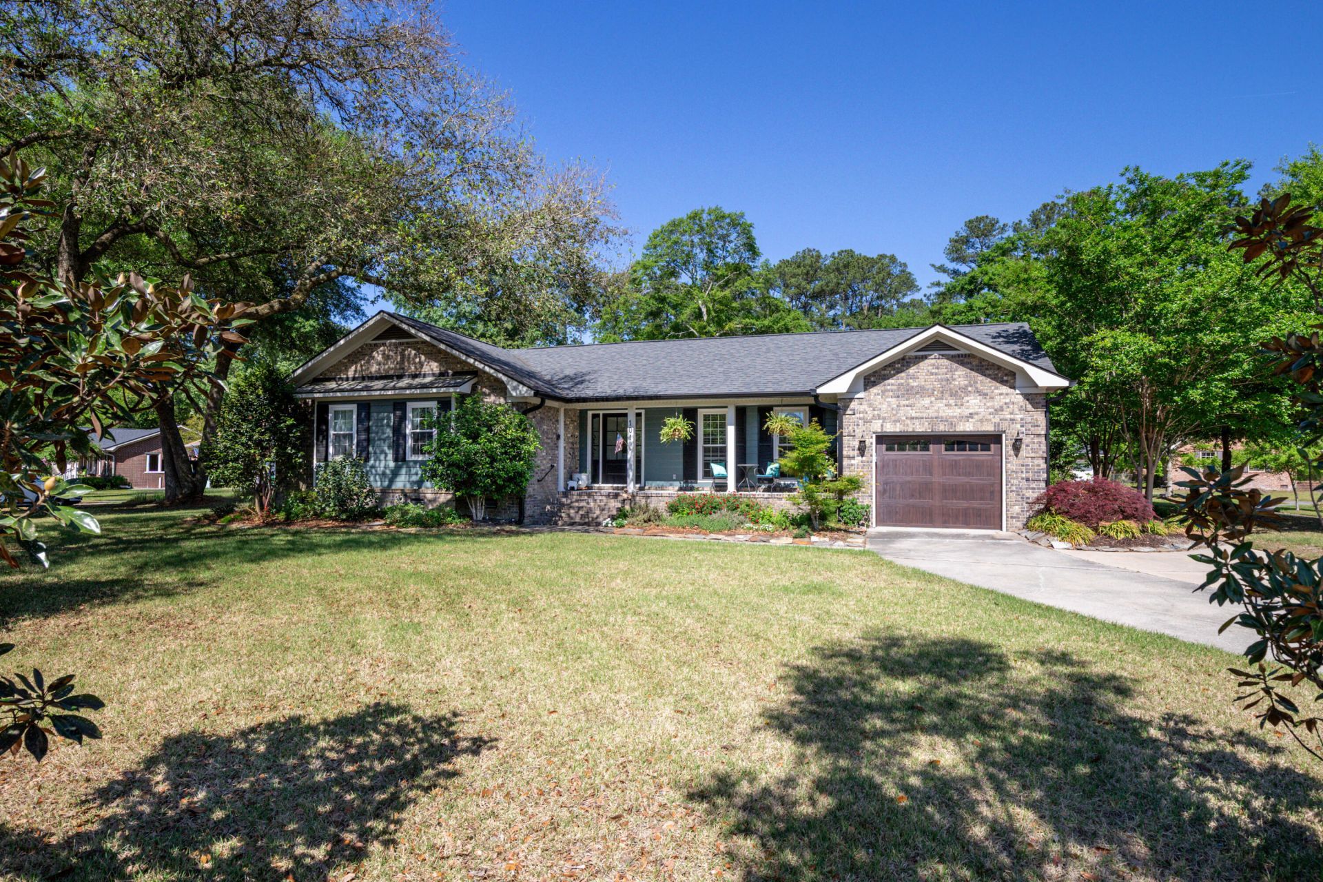 101 Chalcott Place Photo 3