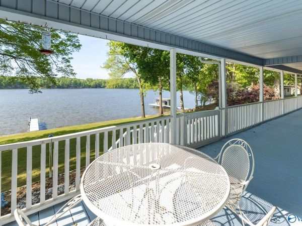 17900 Lakeside Estates Road, Athens, AL 35614