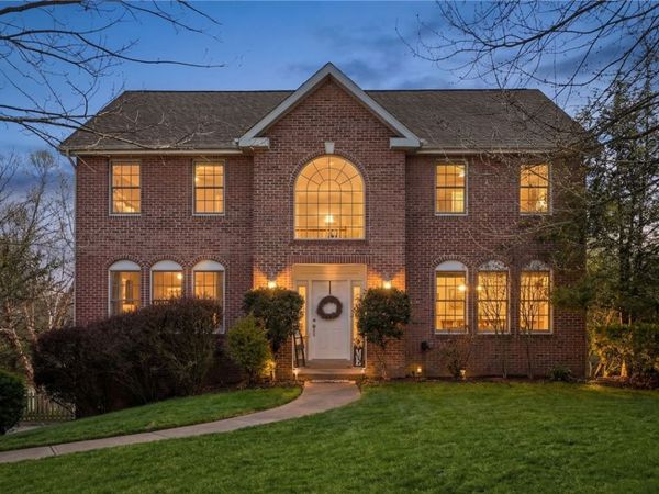 5010 Northfield Drive, Gibsonia, PA 15044