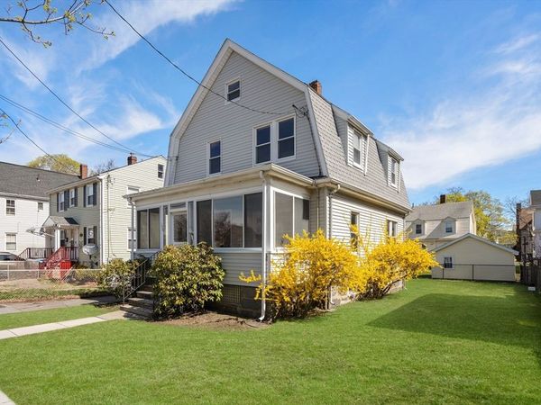 198 Taylor St, Quincy, MA 02170