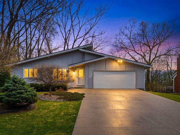 1286 Castle Court, Golden Valley, MN 55427