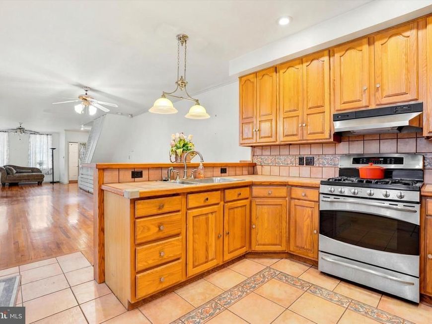 521-525 Mifflin Street, Philadelphia, PA 19148 Main Photo