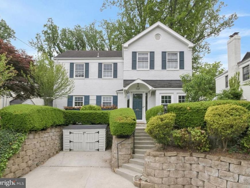 5714 Huntington Parkway, Bethesda, MD 20814 Main Photo