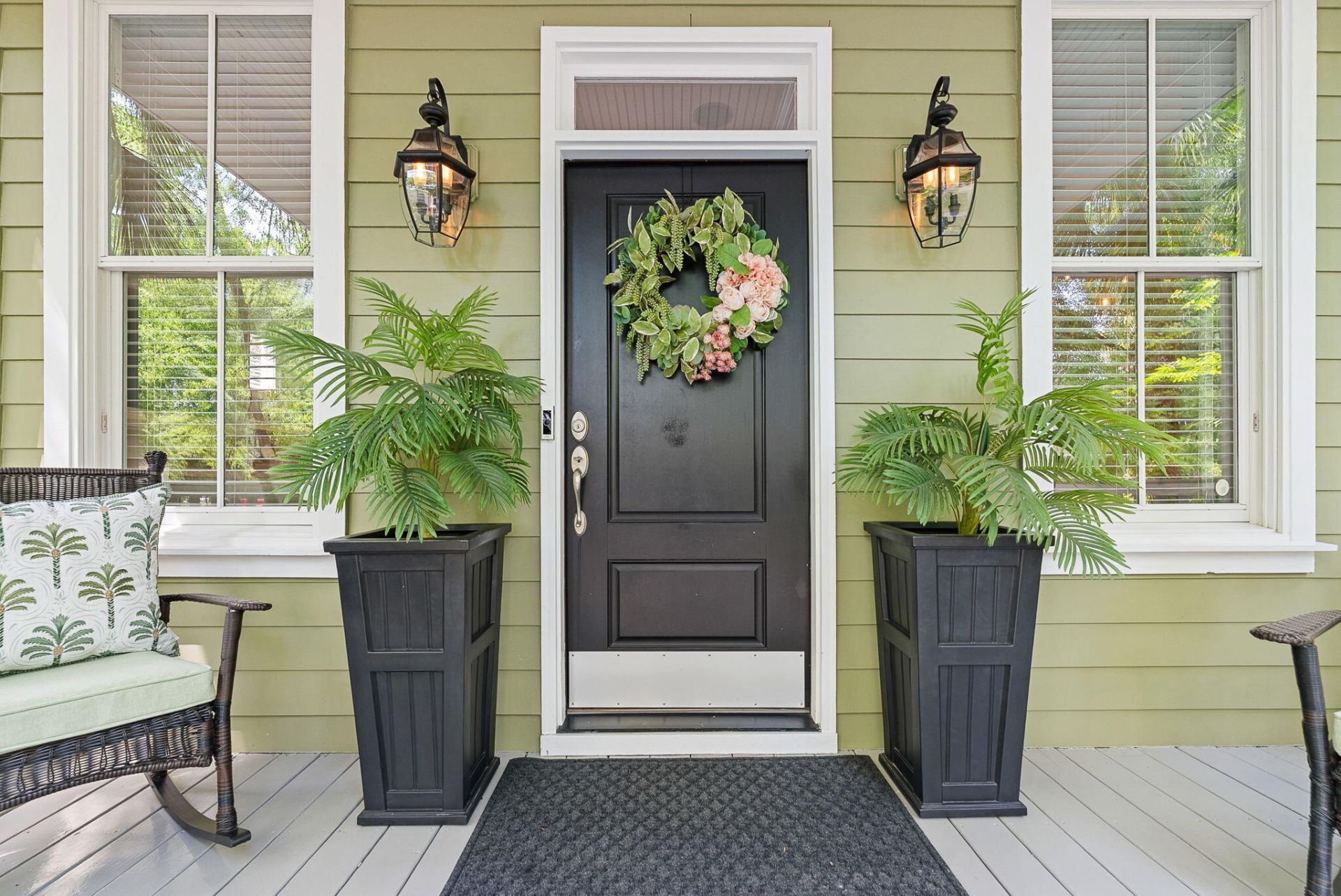 102 Lowndes Lane Photo 12