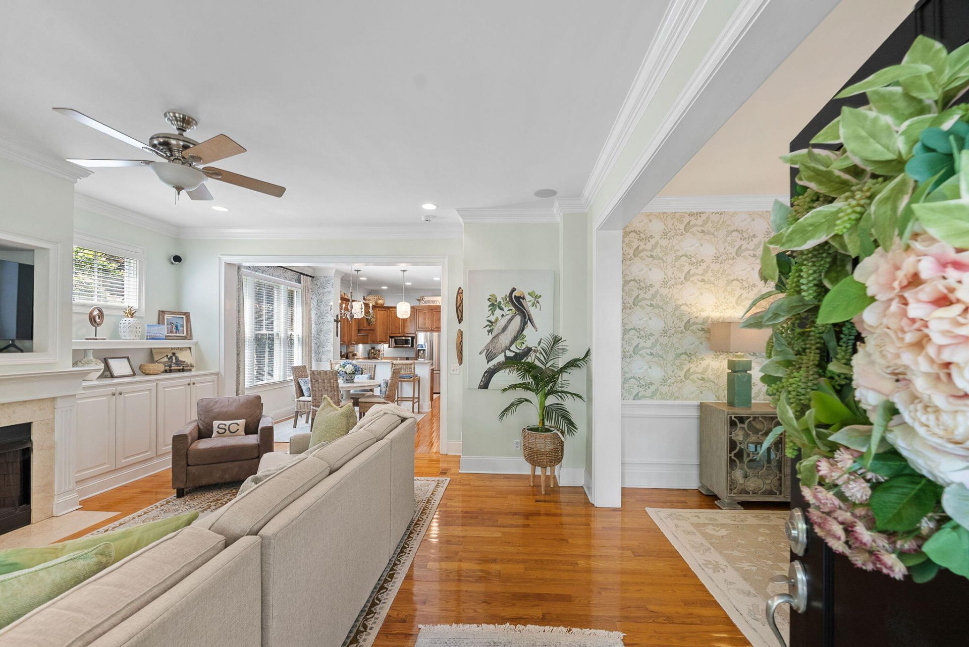 102 Lowndes Lane Photo 13