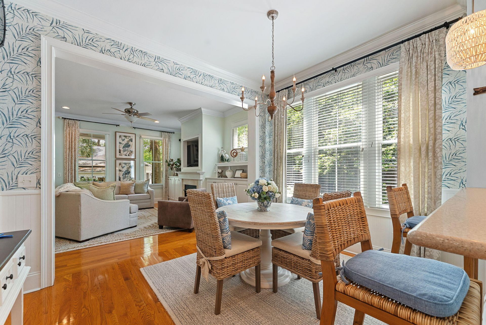 102 Lowndes Lane Photo 19