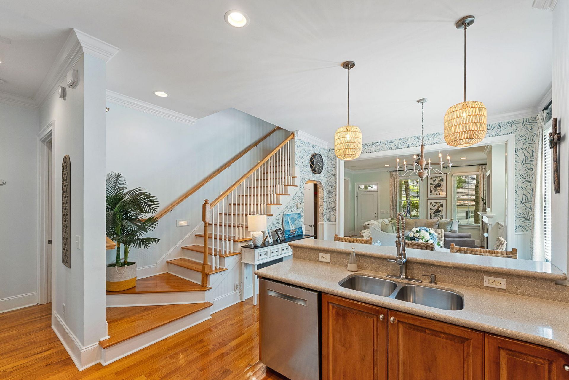 102 Lowndes Lane Photo 25