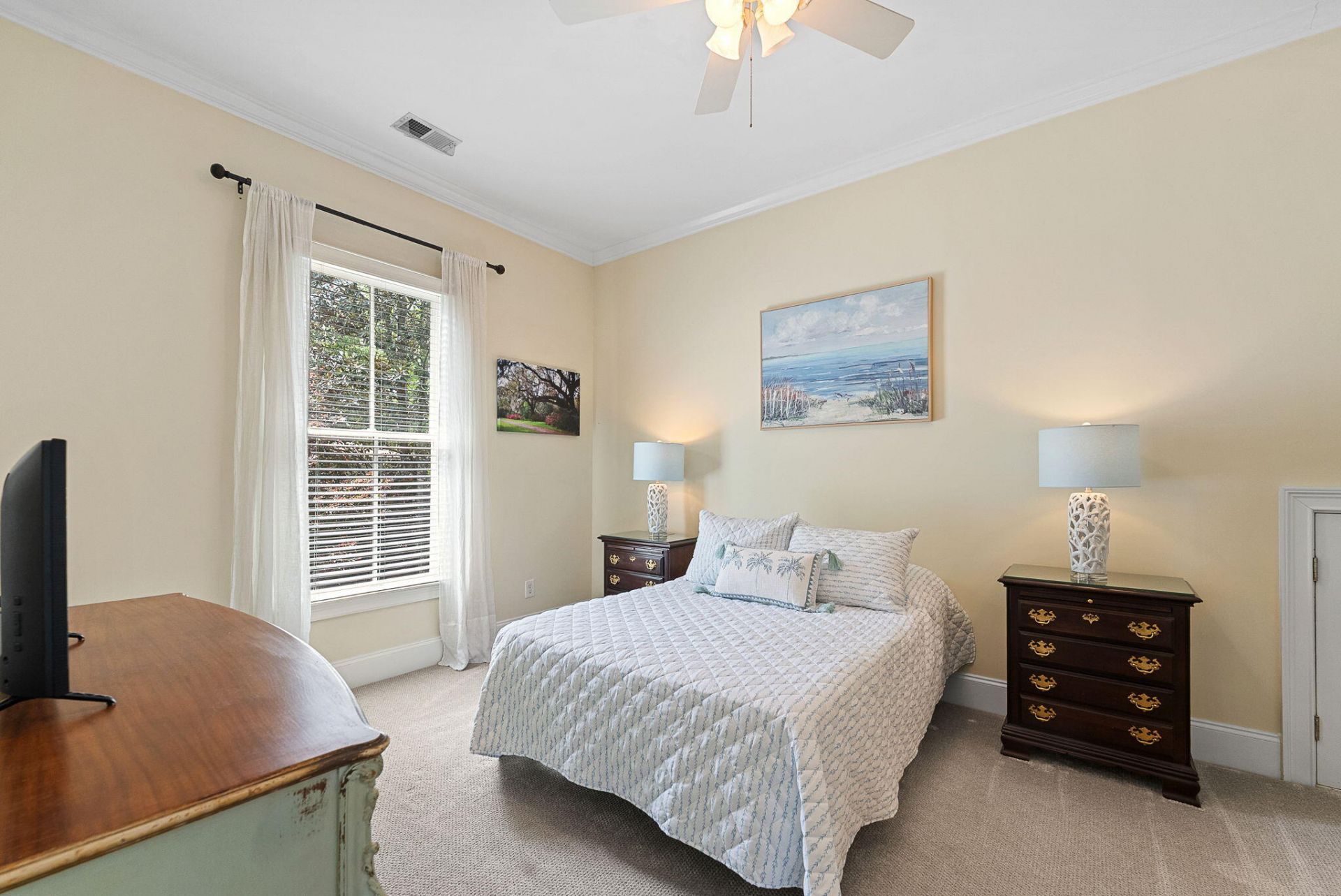 102 Lowndes Lane Photo 37