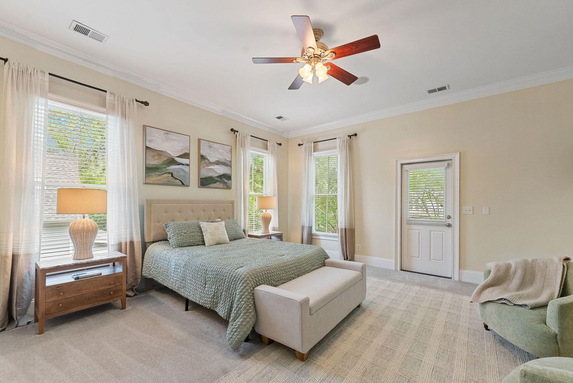 102 Lowndes Lane Photo 45