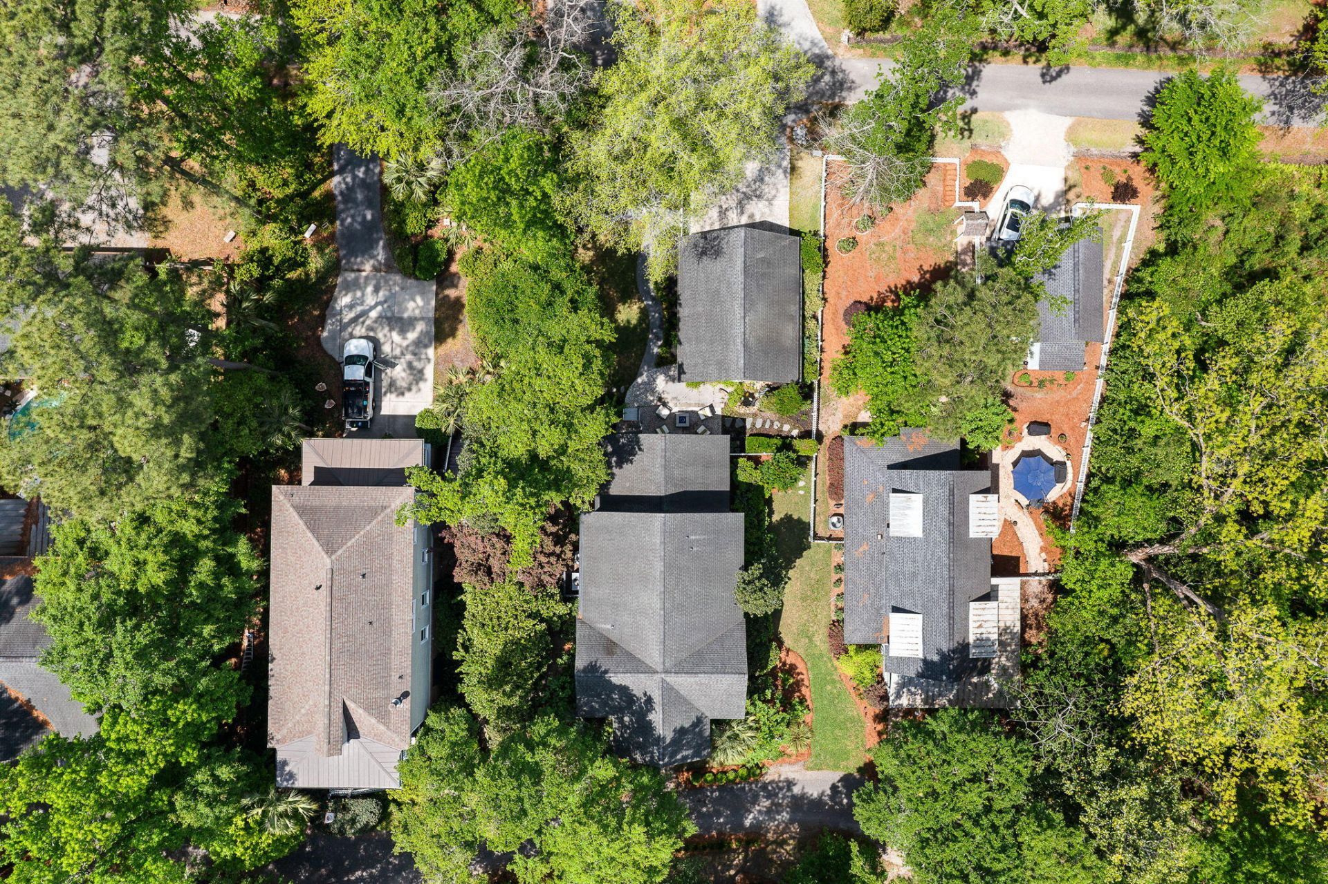 102 Lowndes Lane Photo 7