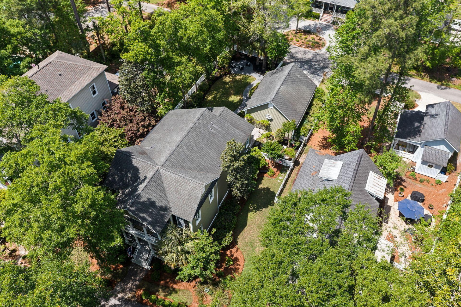 102 Lowndes Lane Photo 8