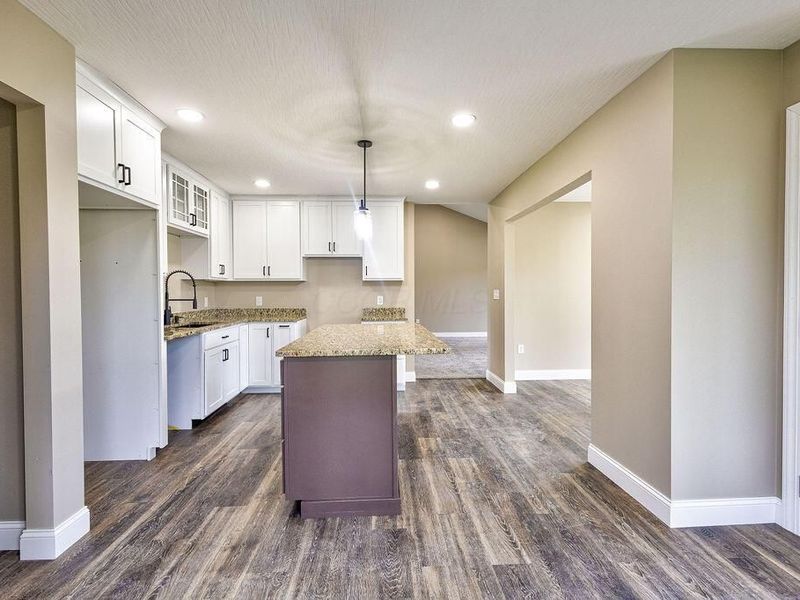 316 E Main Street, Danville, OH 43014 Photo 3