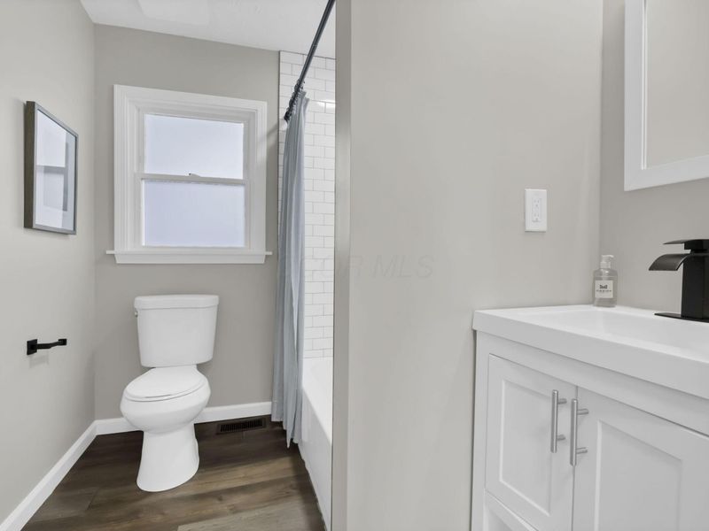 23 Buena Vista Avenue, Columbus, OH 43228 Photo 15