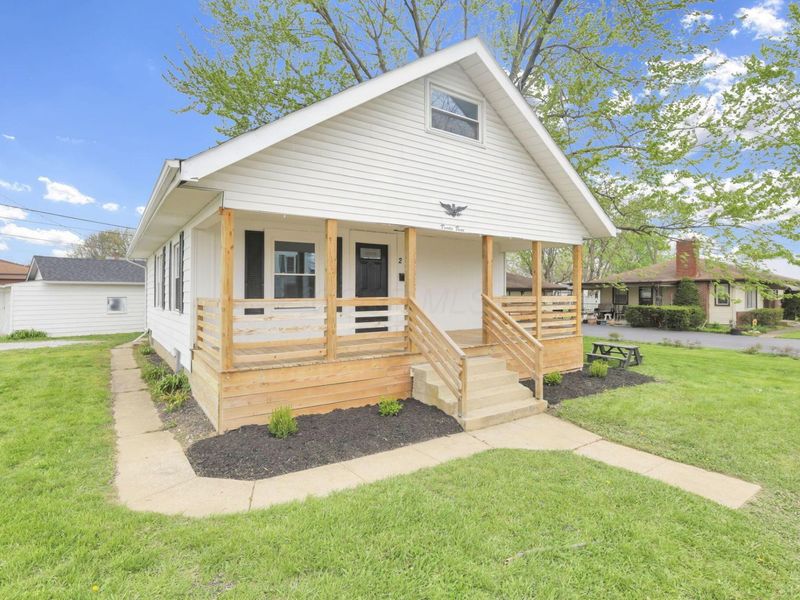 23 Buena Vista Avenue, Columbus, OH 43228 Photo 2