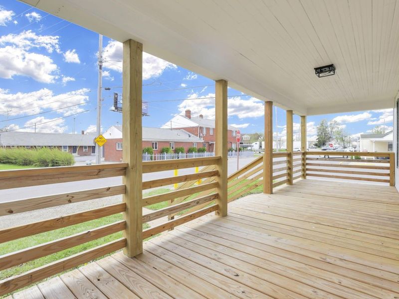 23 Buena Vista Avenue, Columbus, OH 43228 Photo 3