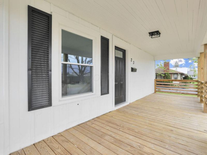 23 Buena Vista Avenue, Columbus, OH 43228 Photo 4