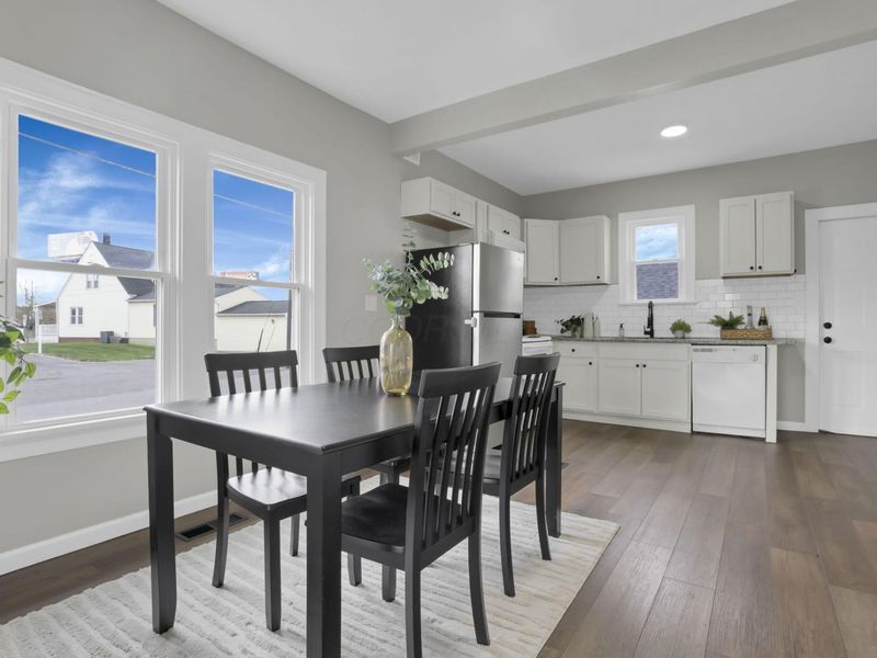 23 Buena Vista Avenue, Columbus, OH 43228 Photo 8