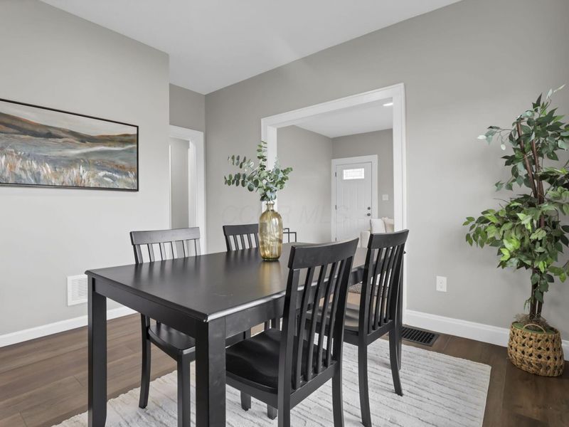 23 Buena Vista Avenue, Columbus, OH 43228 Photo 9