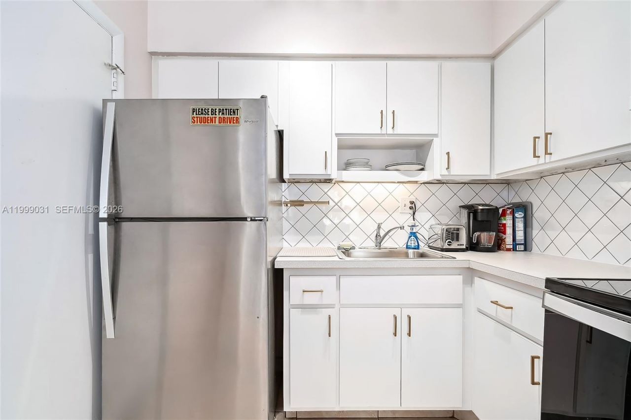 1824 Monroe St, Unit 10, Hollywood, FL 33020 Photo