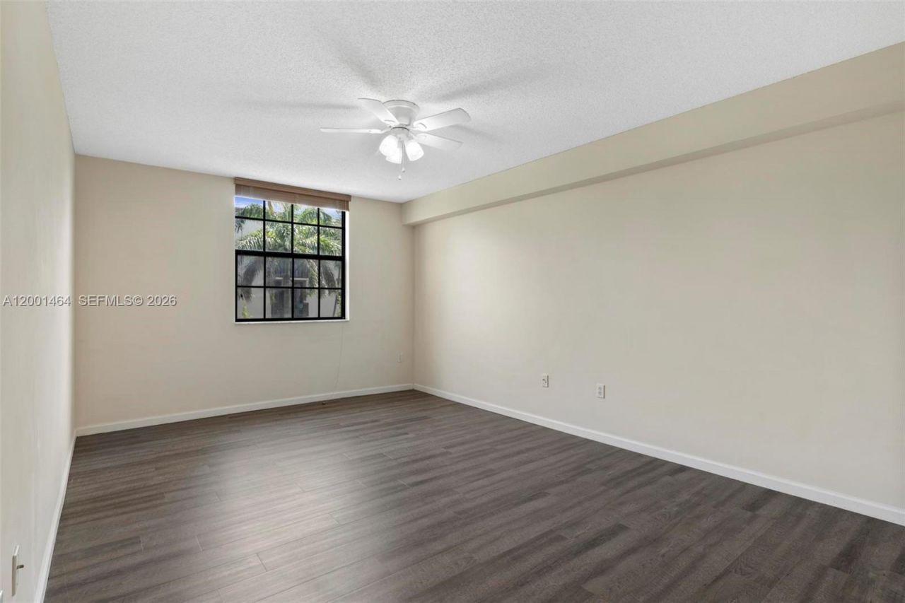 1919 Van Buren St, Unit 417A, Hollywood, FL 33020 Photo