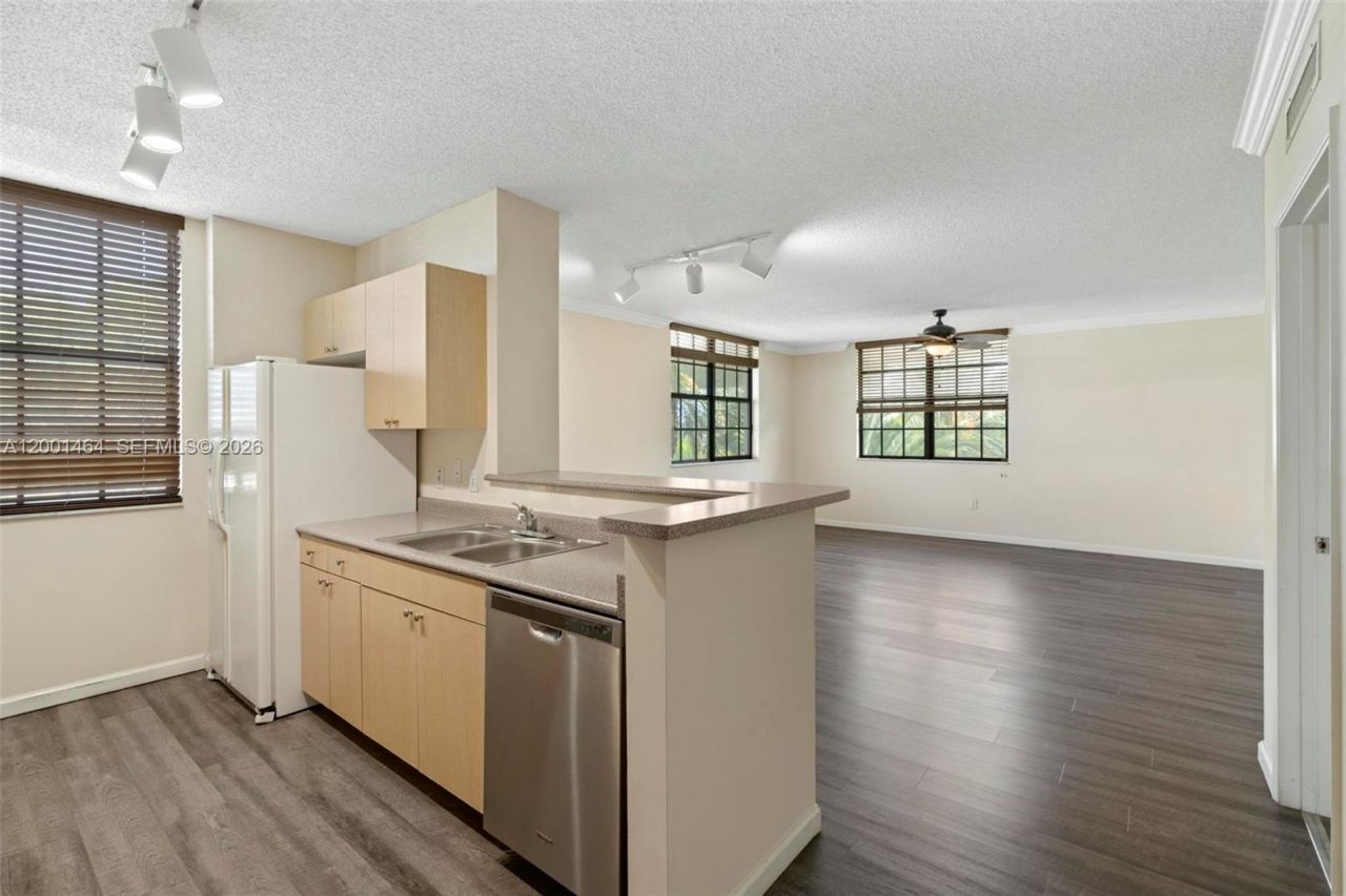 1919 Van Buren St, Unit 417A, Hollywood, FL 33020 Photo