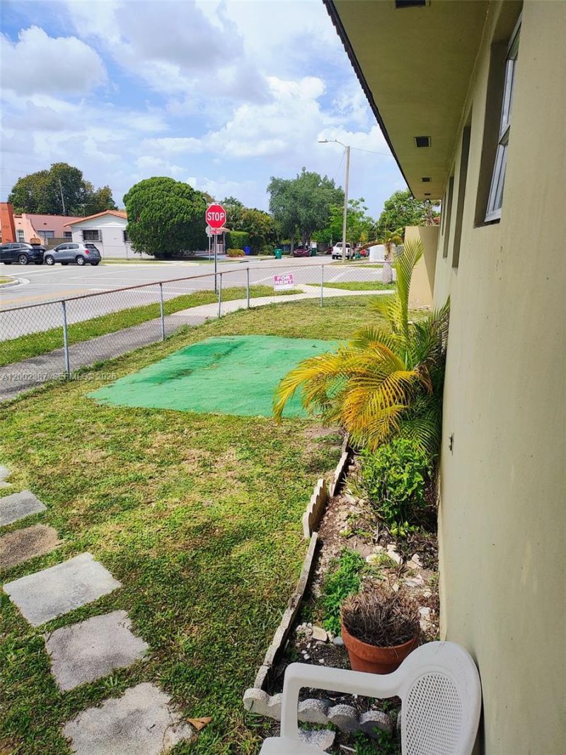 525 SW 56th Ave, Unit 525, Miami, FL 33134 Photo