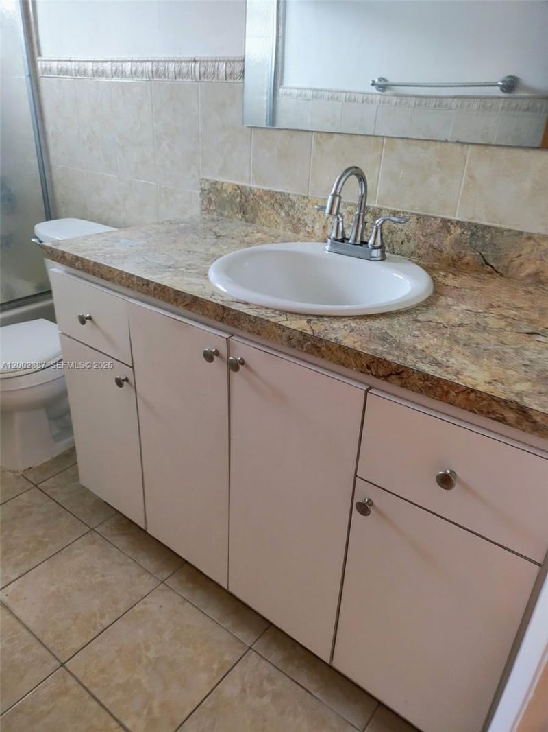 525 SW 56th Ave, Unit 525, Miami, FL 33134 Photo