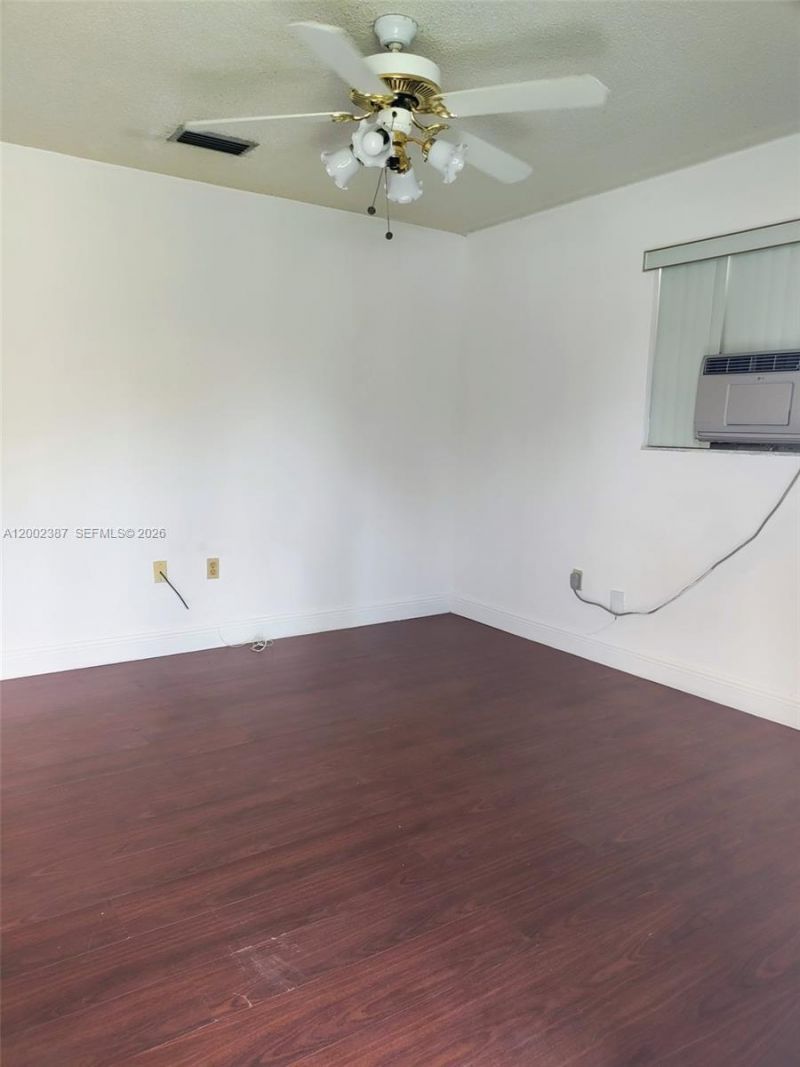 525 SW 56th Ave, Unit 525, Miami, FL 33134 Photo