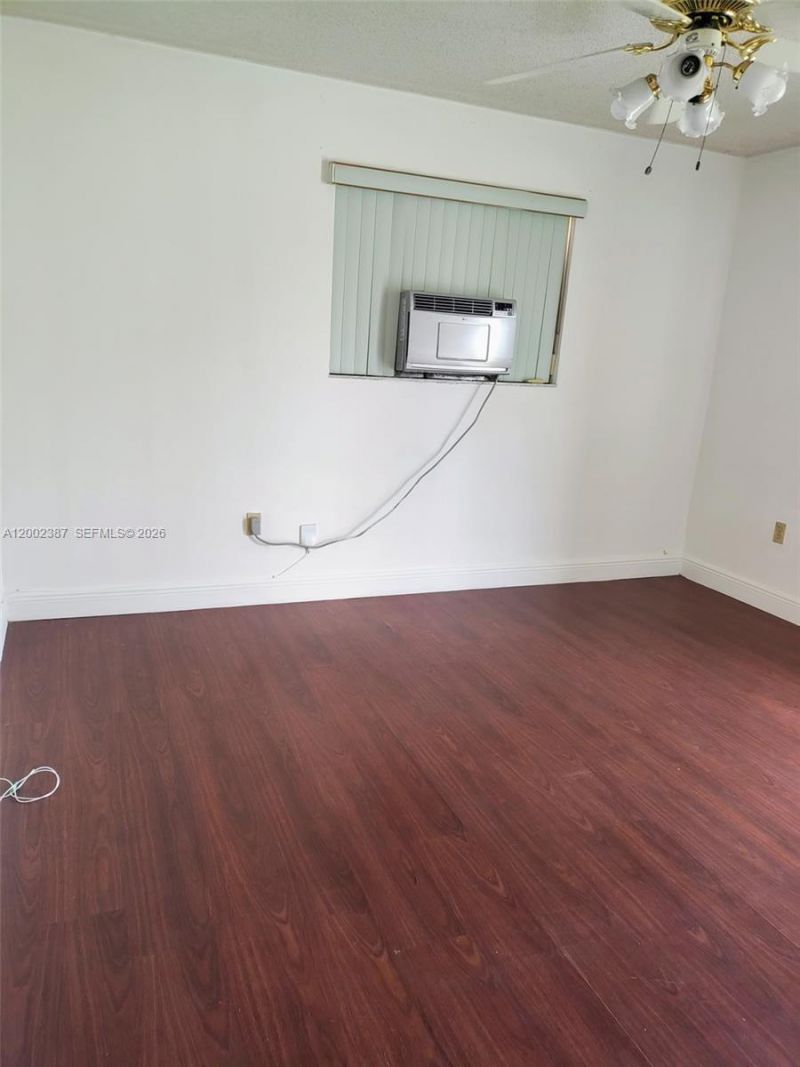 525 SW 56th Ave, Unit 525, Miami, FL 33134 Photo