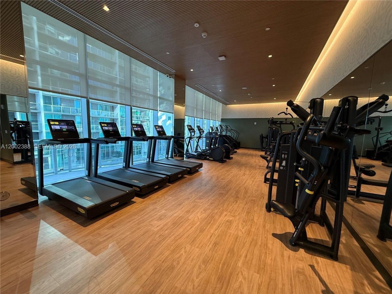 77 SE 5th Street, Unit 1208, Miami, FL 33131 Photo