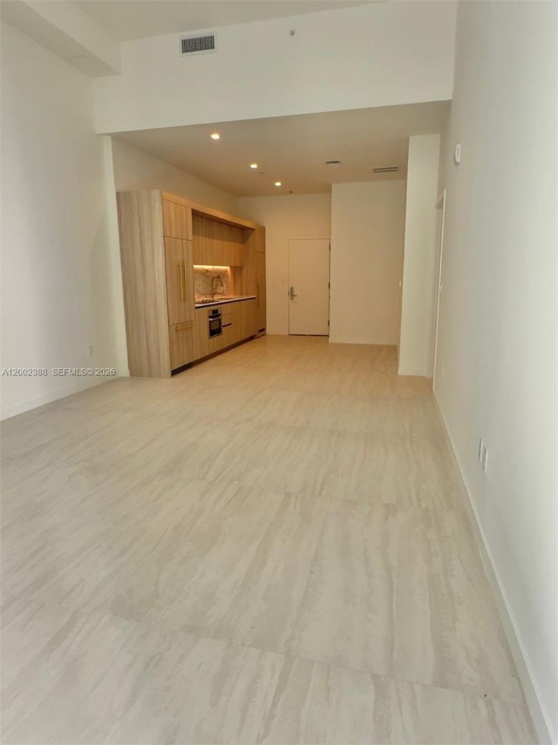 77 SE 5th Street, Unit 1208, Miami, FL 33131 Photo