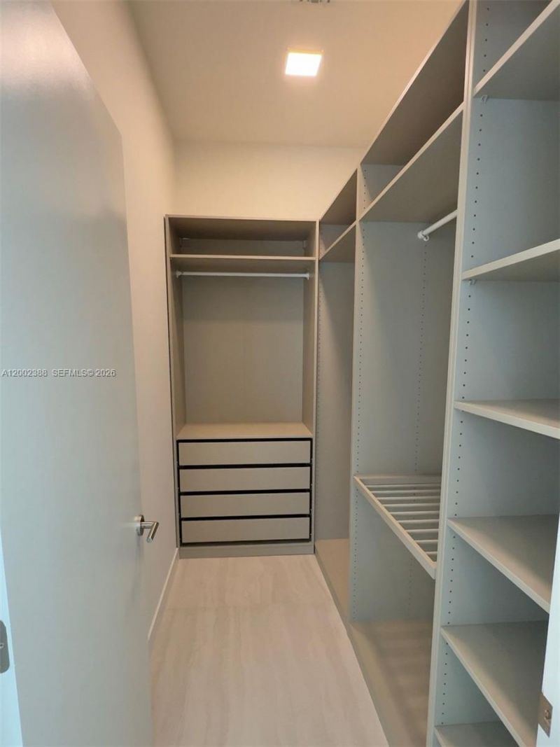 77 SE 5th Street, Unit 1208, Miami, FL 33131 Photo
