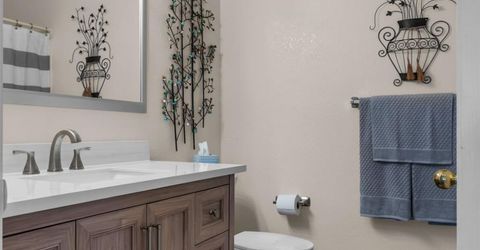 5740 Laguna Park Dr #b, Unit B, Elk Grove, CA 95758 Photo