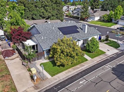 5740 Laguna Park Dr #b, Unit B, Elk Grove, CA 95758 Photo